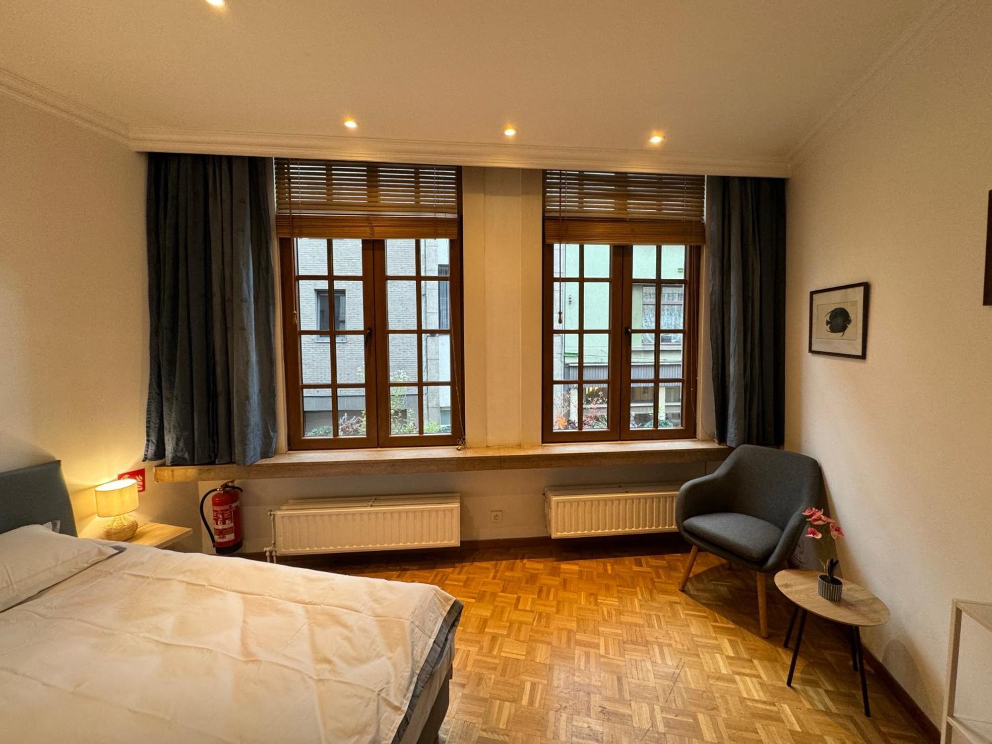 Two Bedroom Loft In The City Center By The Meir Antwerpen Bagian luar foto